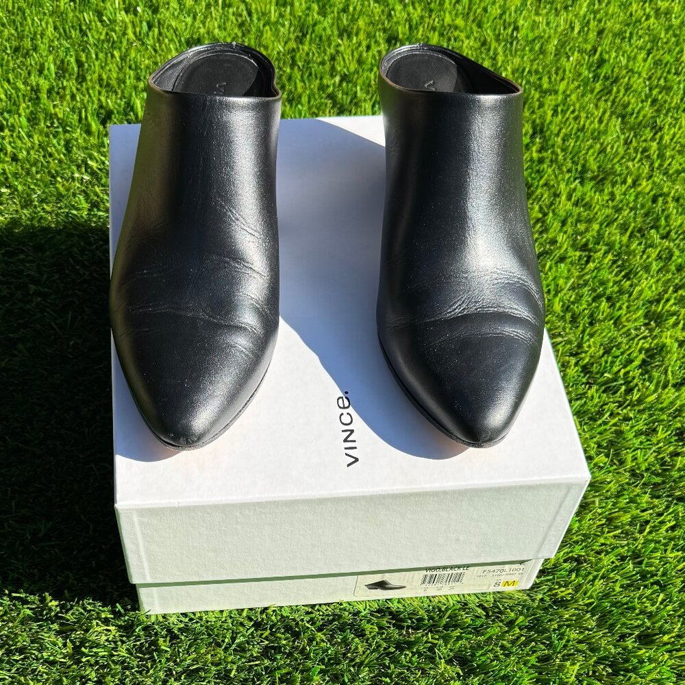 Vince Vigo Leather Black Pointed Toe Mules/Booties Size 8M - Euro 38